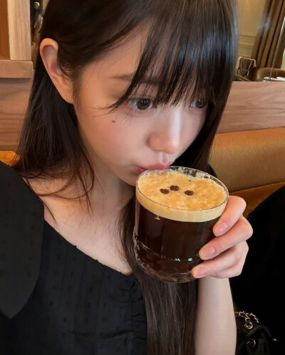 张元英