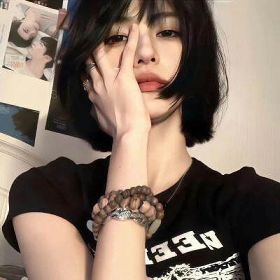 ❤️巴卡茶旅❤️＃生命力女生头像 ​​​＃Wechat氛围感女头＃夏日头像＃自由感＃自然系＃蝴蝶女孩头像＃艺术感头像＃胶片感头像＃复古＃棕色系