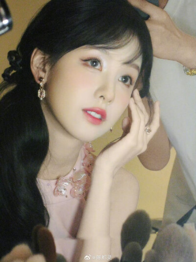 陈都灵