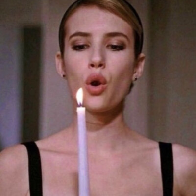 Emma Roberts