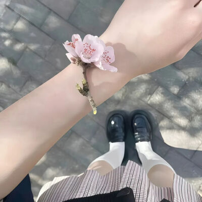 自由的灵魂永不困顿于荆棘
