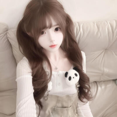 . /\__/\
‎=(,,>ヮ<,,)=
‎ / ◠ ◠ \ノ