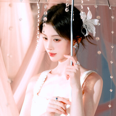鞠婧祎