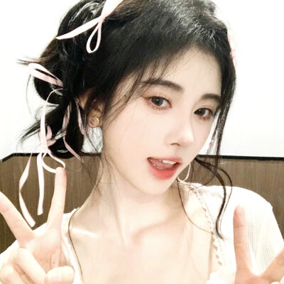 高考结束END%回来啦
沈熙颖