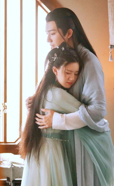 天雷一部之春花秋月
上官秋月&小春花
李宏毅&赵露思