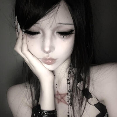 ✰