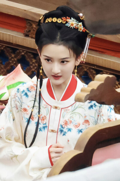 表妹万福 甄嘉芙