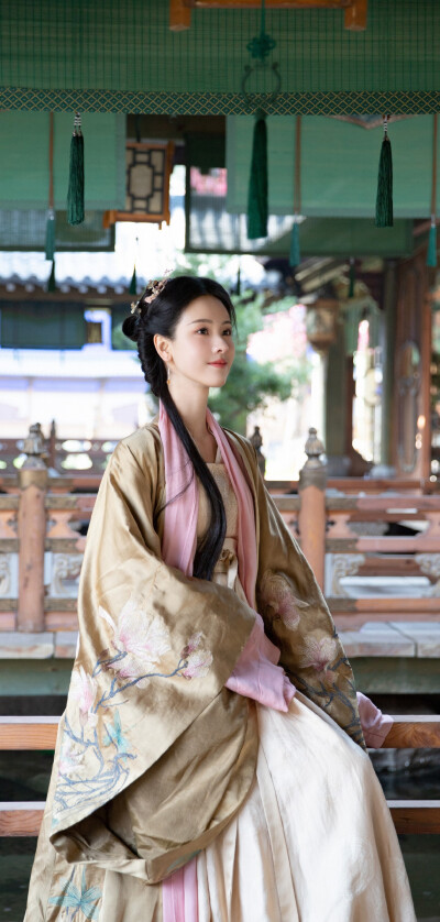 陈都灵《华山论剑之东邪西毒》冯衡