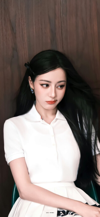 迪丽热巴·迪力木拉提