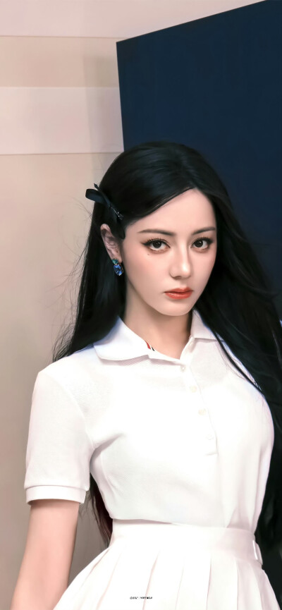 迪丽热巴·迪力木拉提