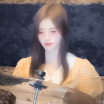 橘子味的夏天
鞠婧祎
起司名札