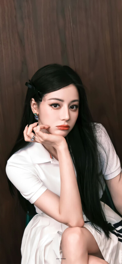 迪丽热巴·迪力木拉提