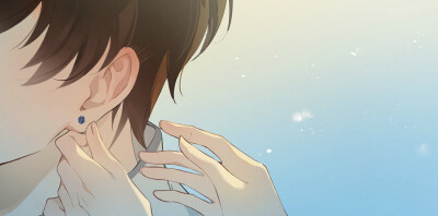 《恋与制作人》白起
图源《恋与制作人》：【人间攘攘】——2025年白起生日庆典活动剧情截图