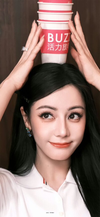 迪丽热巴·迪力木拉提