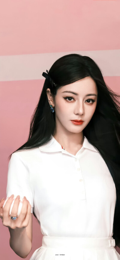 迪丽热巴·迪力木拉提