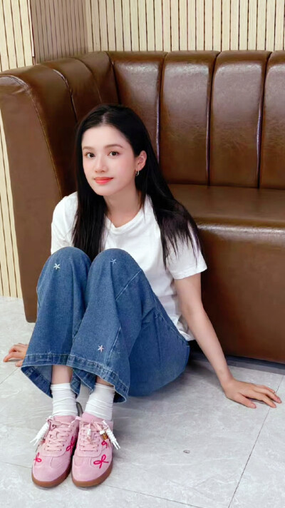 张婧仪