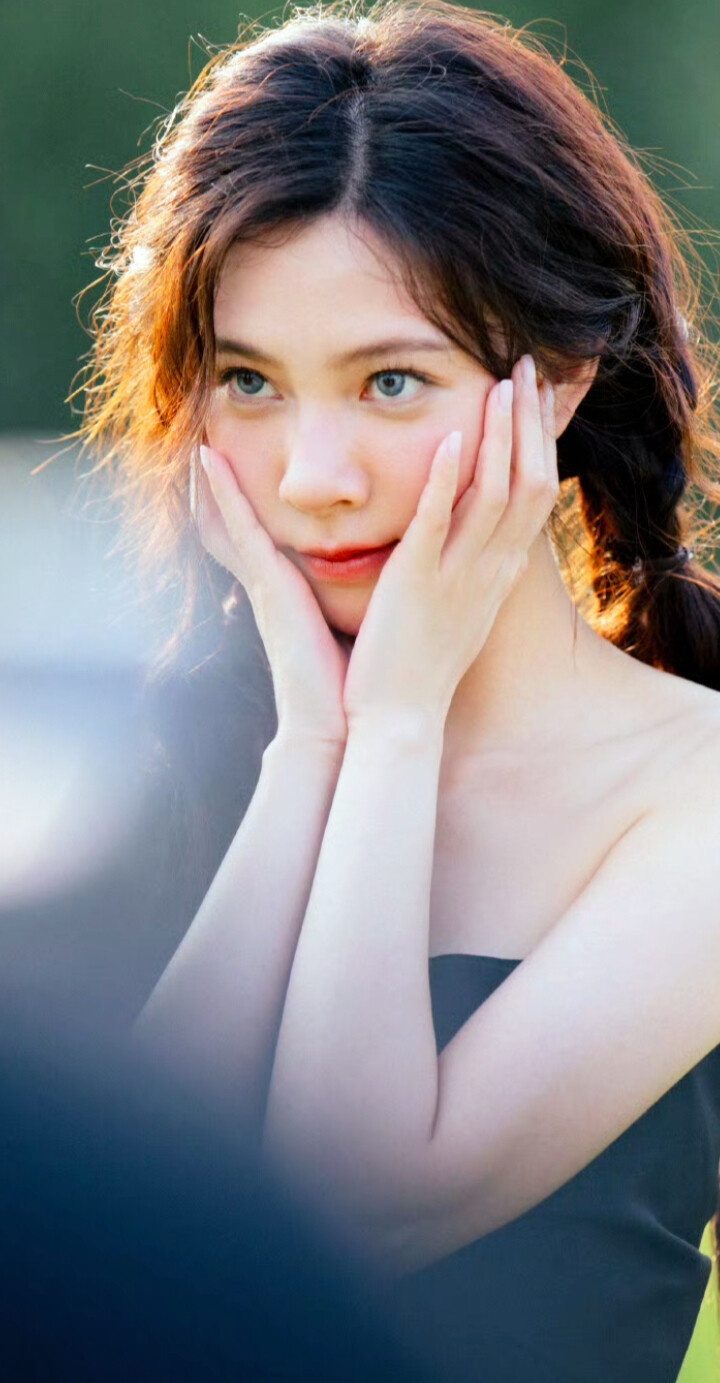 宋妍霏