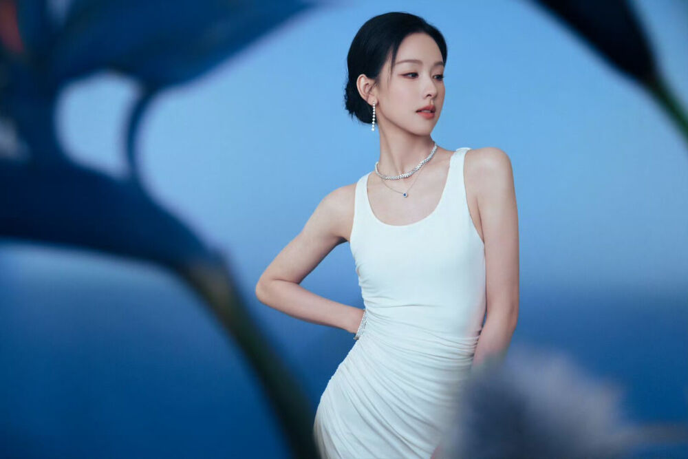 陈都灵