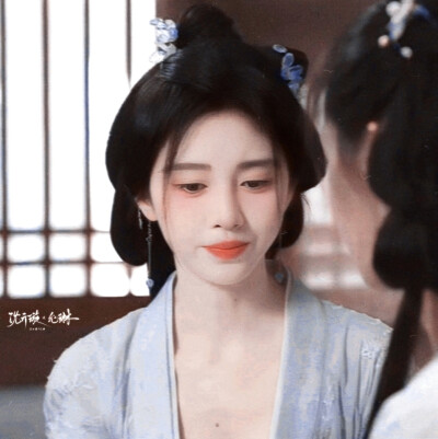 “我是杨采薇”
