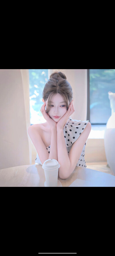 女头
