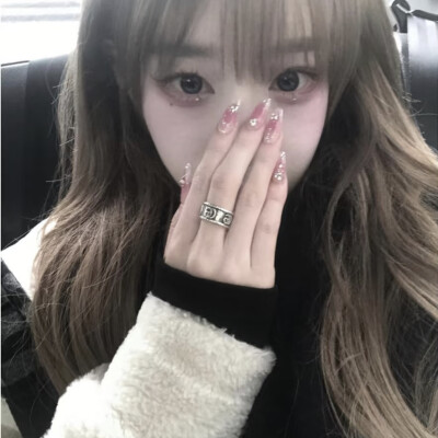 ≡ω≡
