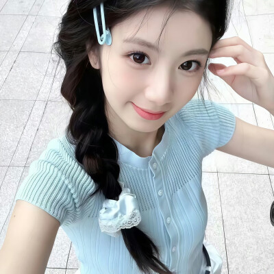 蓝色系朋友圈套图分享.ᐟ.ᐟ
#氛围感女头#