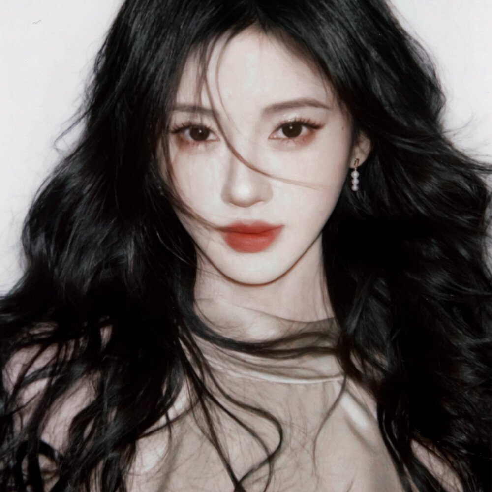  无边孤独，但也无边自由/《残次品》