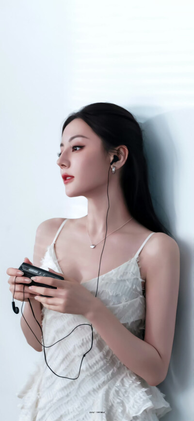 迪丽热巴·迪力木拉提