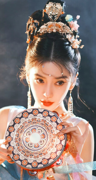 杨颖