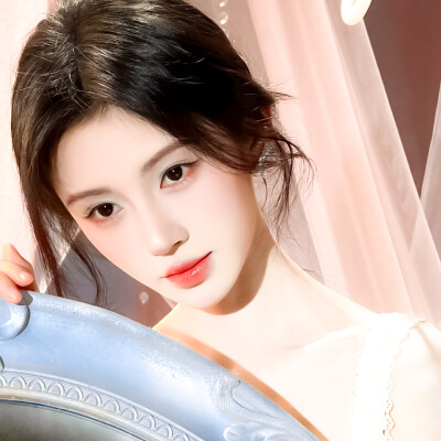 鞠婧祎