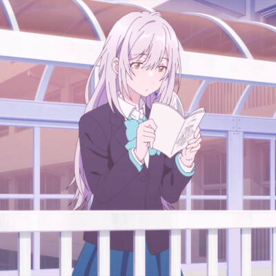 月白瞳美
