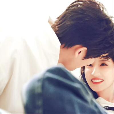 希望所有人心怀美好的人，都能在生活的缝隙里，找到一份细水长流的爱情