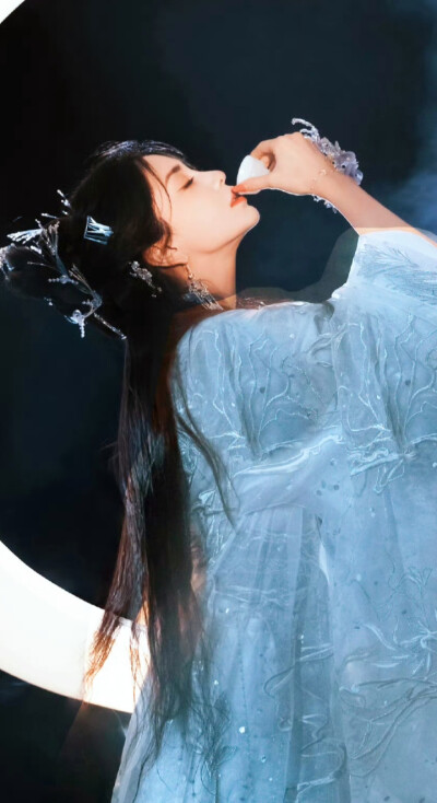杨颖