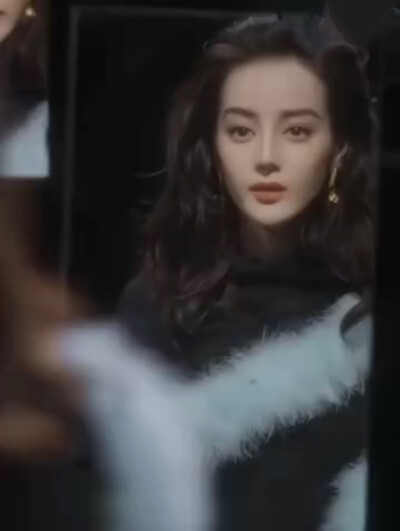 迪丽热巴·迪力木拉提