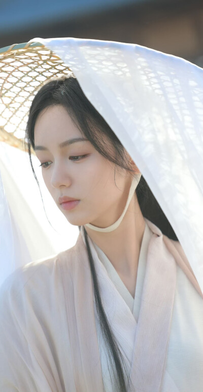 周也《锦月如歌》禾晏