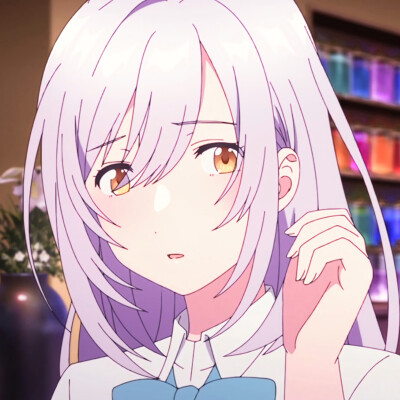月白瞳美