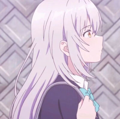 月白瞳美