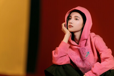 张婧仪