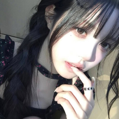 ·