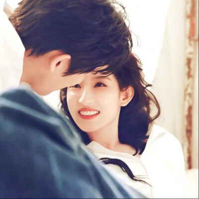 希望所有人心怀美好的人，都能在生活的缝隙里，找到一份细水长流的爱情