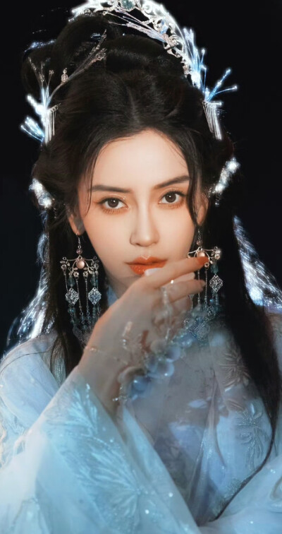 杨颖
