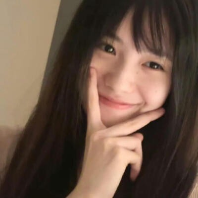 刘浩存 头像