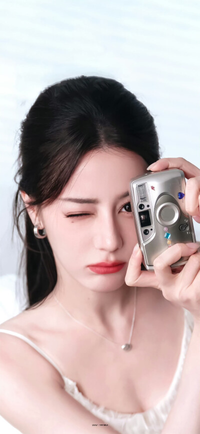 迪丽热巴·迪力木拉提