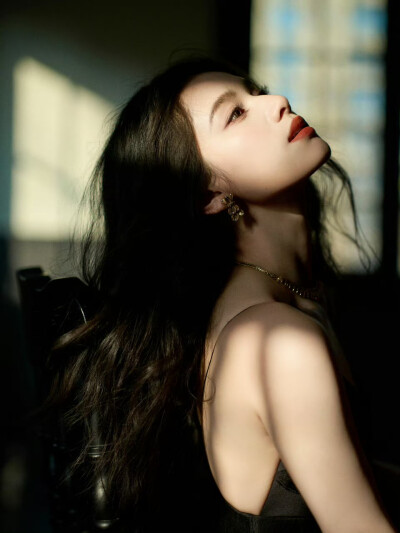 张婧仪
