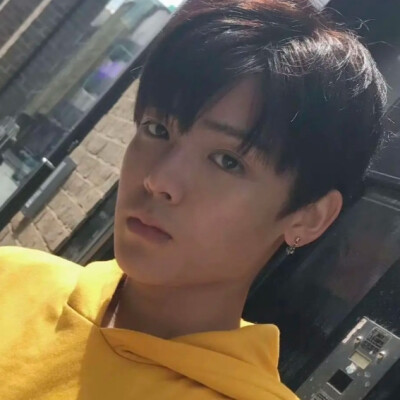 侯明昊