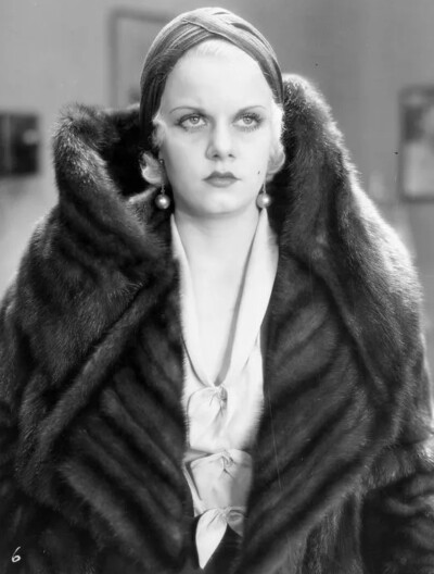 Jean Harlow in Iron Man(1931)