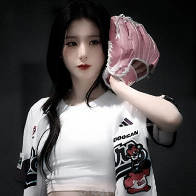 ·孤独是关上灯，与发光的灵魂为伴·
·田姬振·