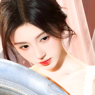 鞠婧祎