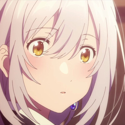 月白瞳美
