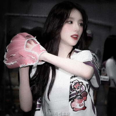 ·孤独是关上灯，与发光的灵魂为伴·
·田姬振·